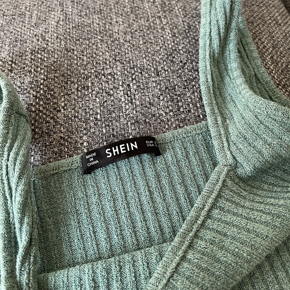 Green Ribbed Knit Dress - Picture 3 of 5